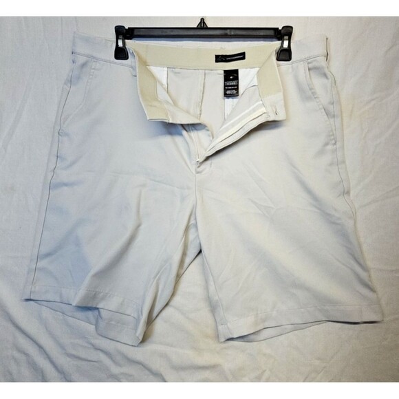 Greg Norman Size 40 Golf Shorts White 9 inch inseam Pre Owned - Picture 1 of 8